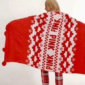 Victoria’s Secret Pink Marshmallow Pom Pom Throw Blanket
